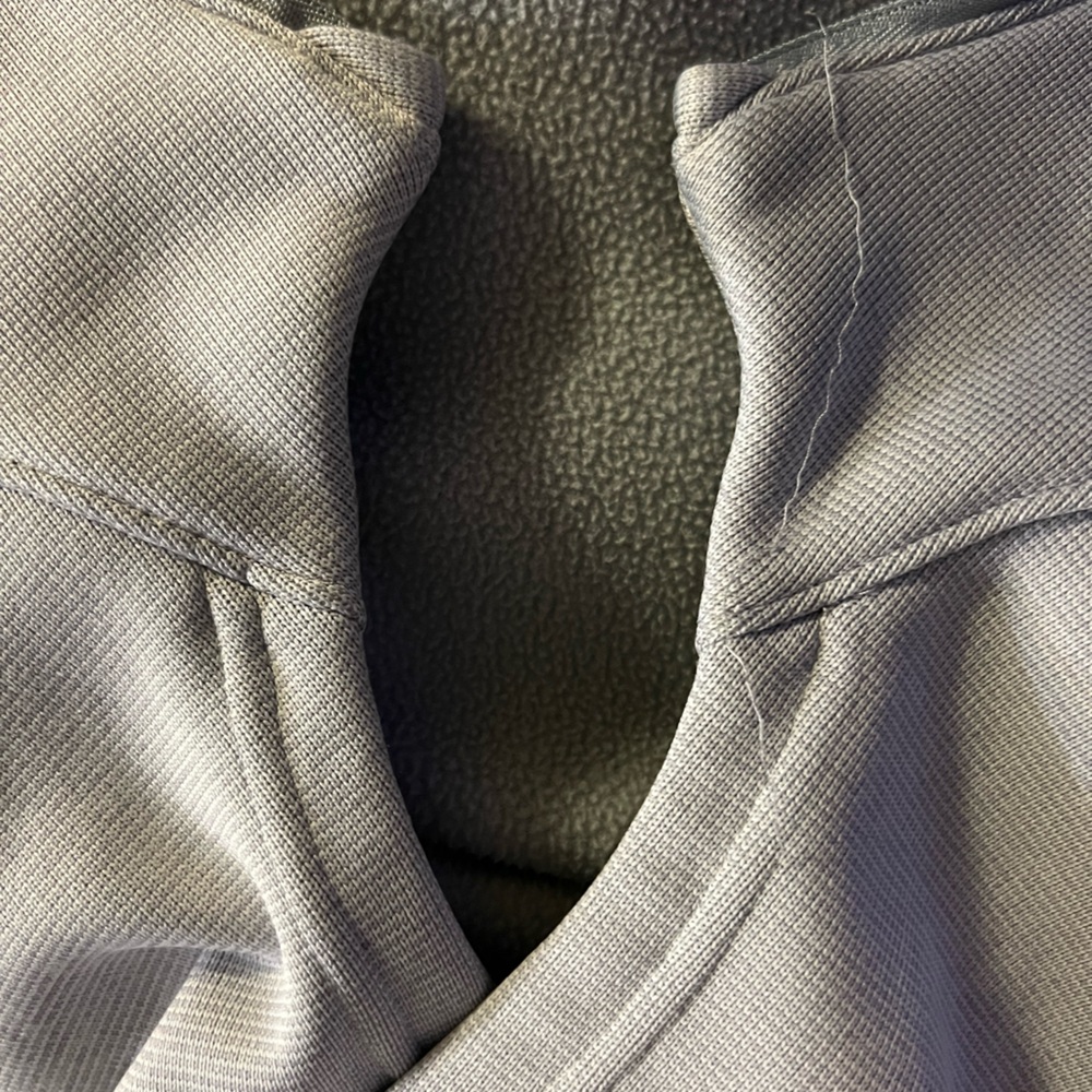Under Armour Women’s Light Gray Full-Zip Jacket - Picture 13 of 16